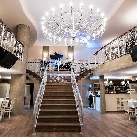 Hotel Victoria Panagyurishte Eksteriør billede